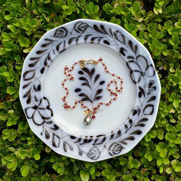 Me & Ro 18k Gold Ruby Tahitian Pearl Pendant Necklace - Picture 16 of 16